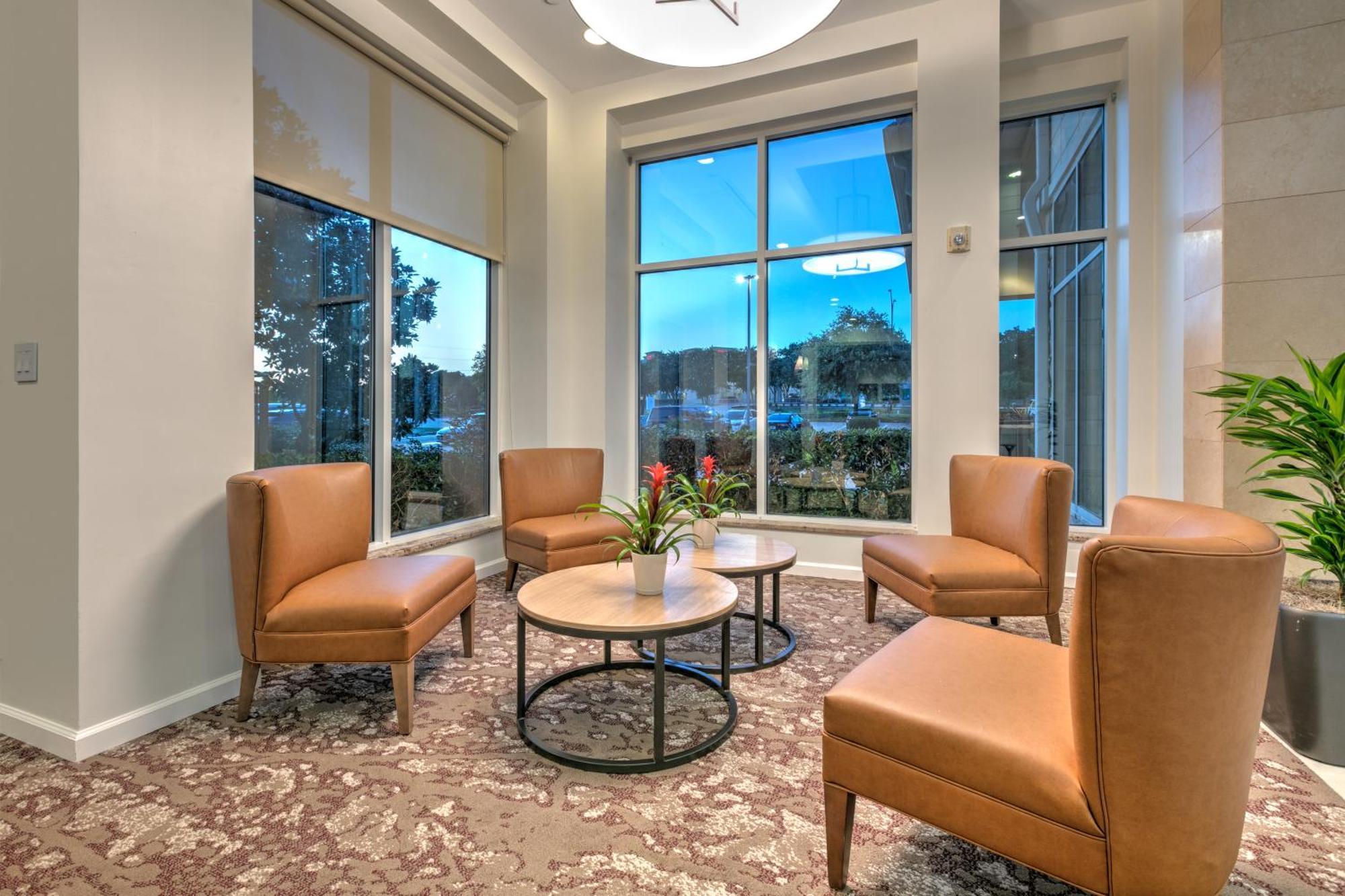 Hilton Garden Inn Dallas Arlington Exterior photo