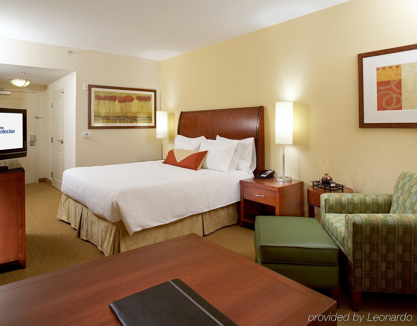 Hilton Garden Inn Dallas Arlington Room photo